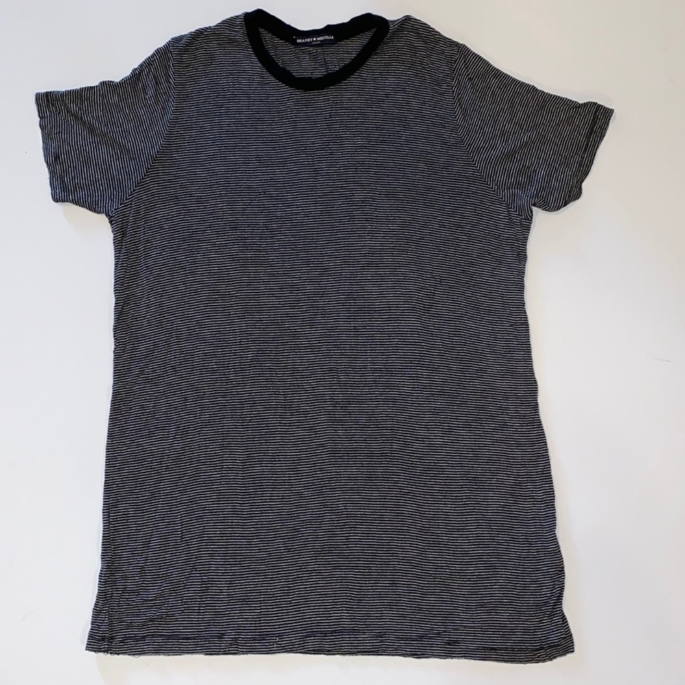 women’s Brandy Melville tee